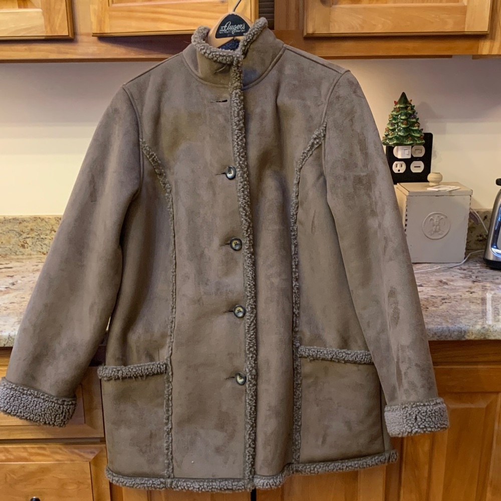 Woman’s warm LLBean jacket.